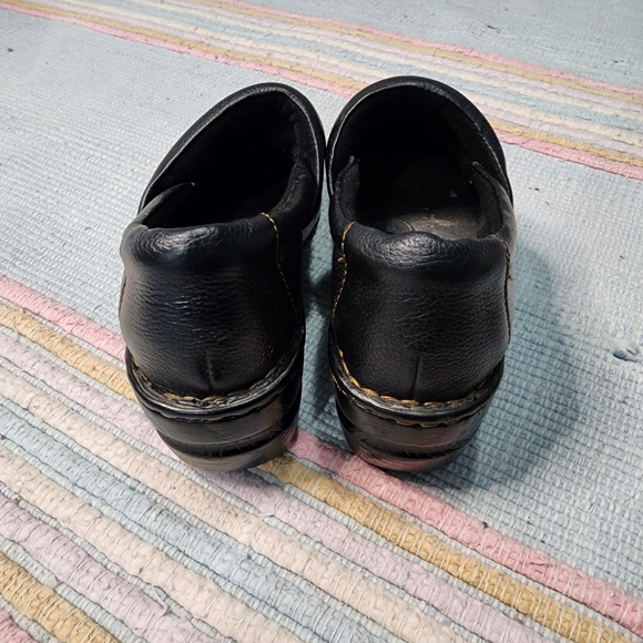 BOC Clogs - Picture 8 of 9